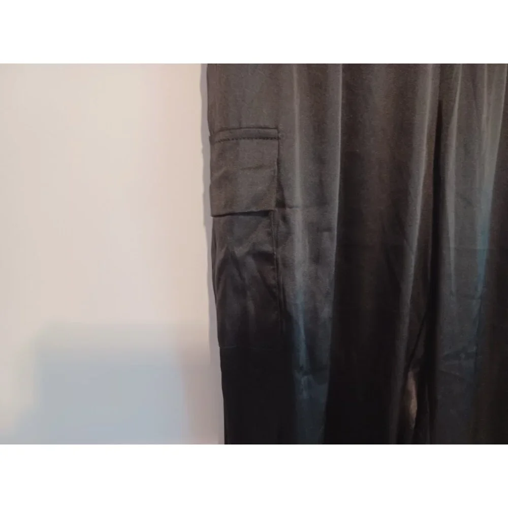 Pretty Garden Satin/Silky (POLYESTERBLEND) Cargo Pockets S(24X27)Straight Pants - Picture 2 of 7